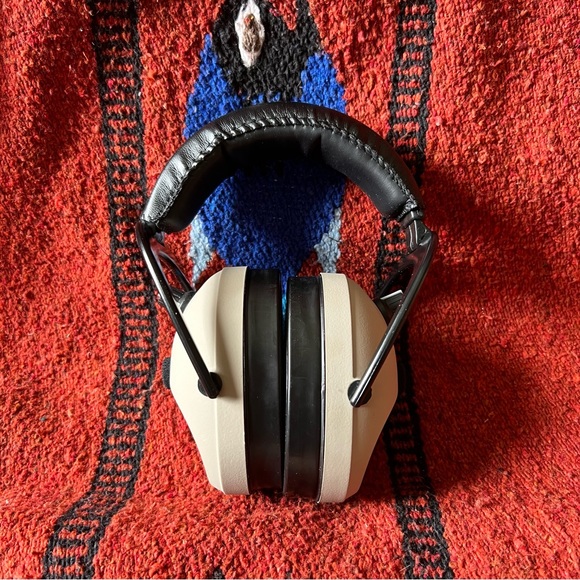 Filson X Pro Ears Gold II 26 Hearing Protection | Made in USA - Picture 4 of 10